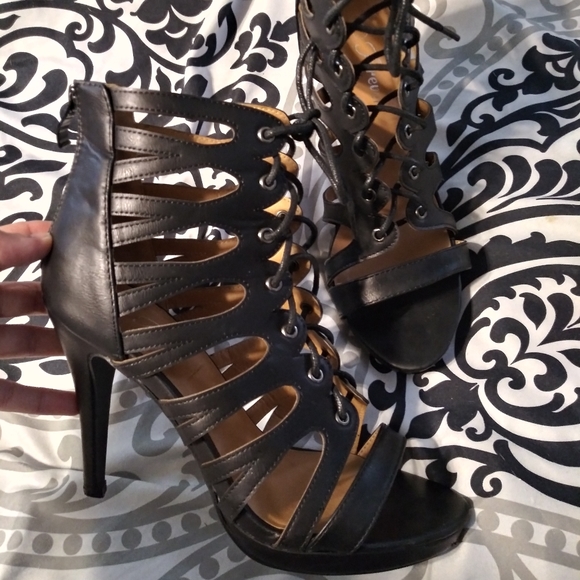 Black Lace Up Heels - Picture 7 of 8